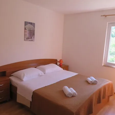 Holiday Marija I Lucija Holiday home Banj